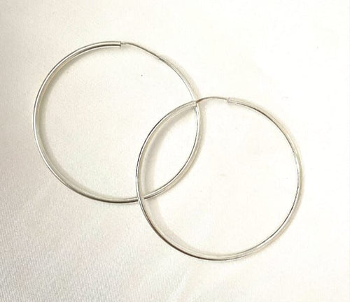 Pendientes de aro medianos y finos de plata